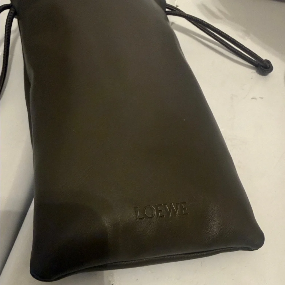 Loewe Black Oversized Sculptural Sunglasses - Picture 5 of 5